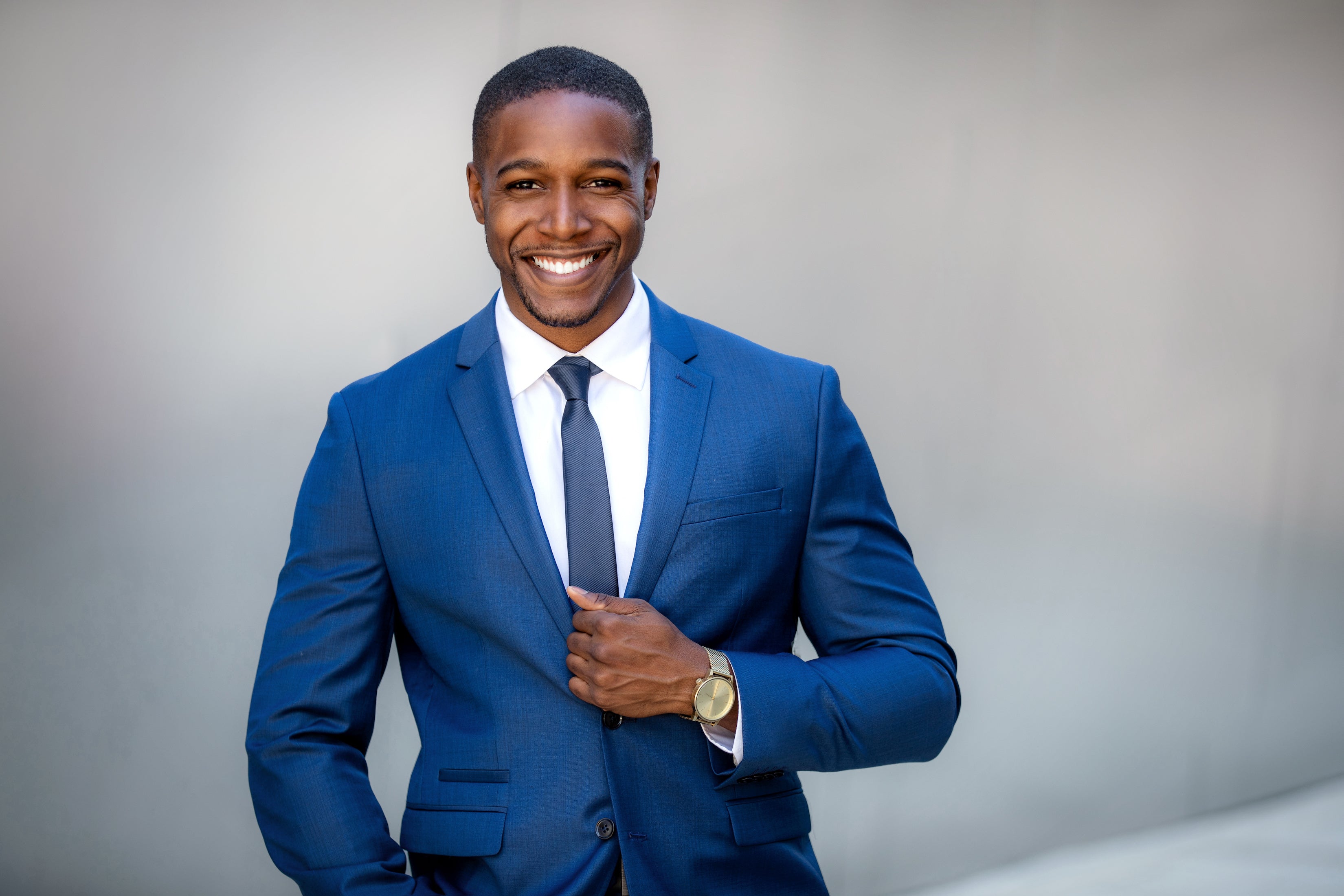 matching a tie to a suit