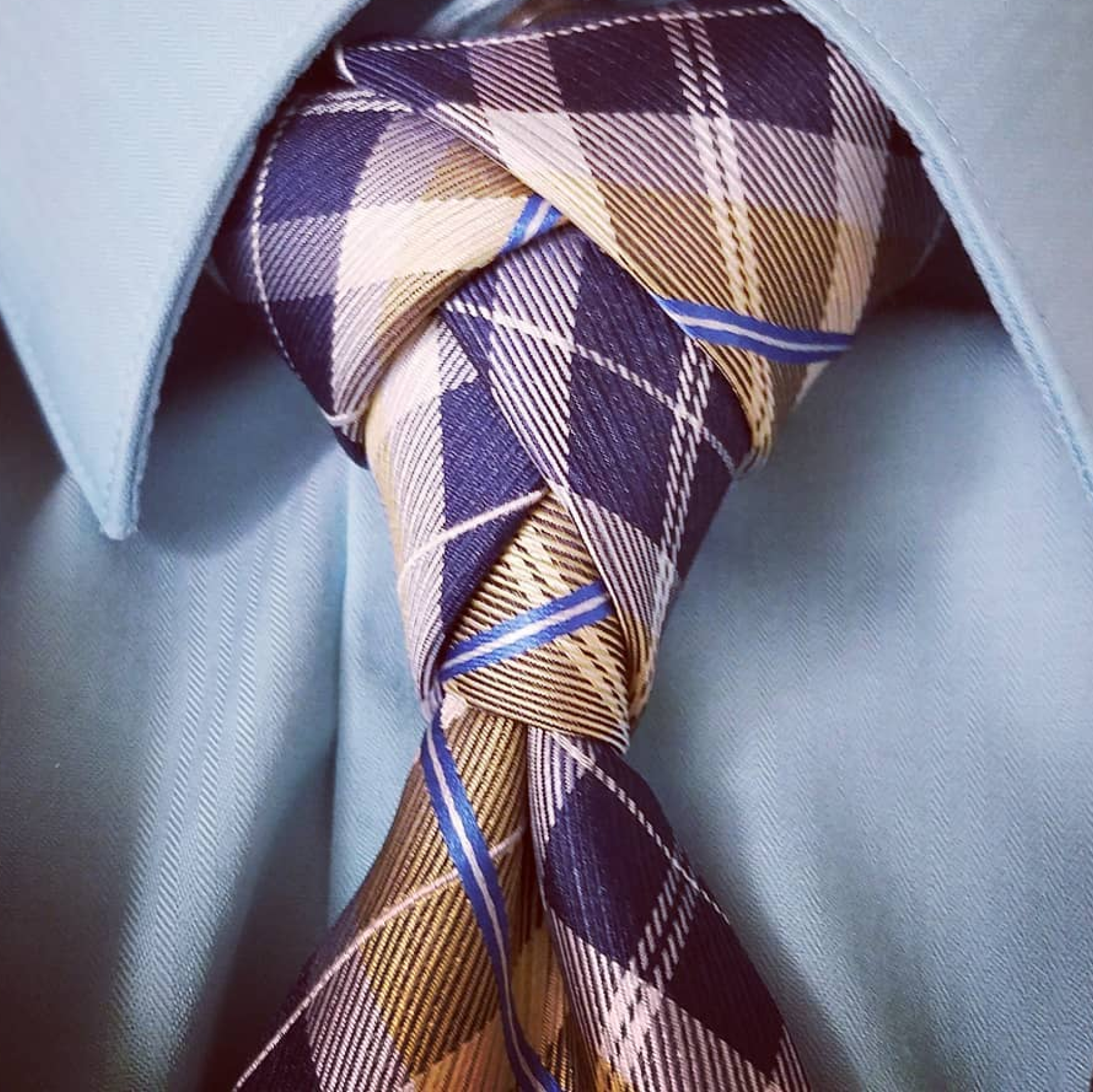 Eldredge discount knot tie