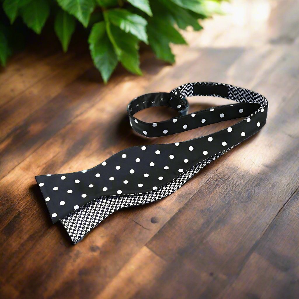Black White Dots Bow Tie Self Tie