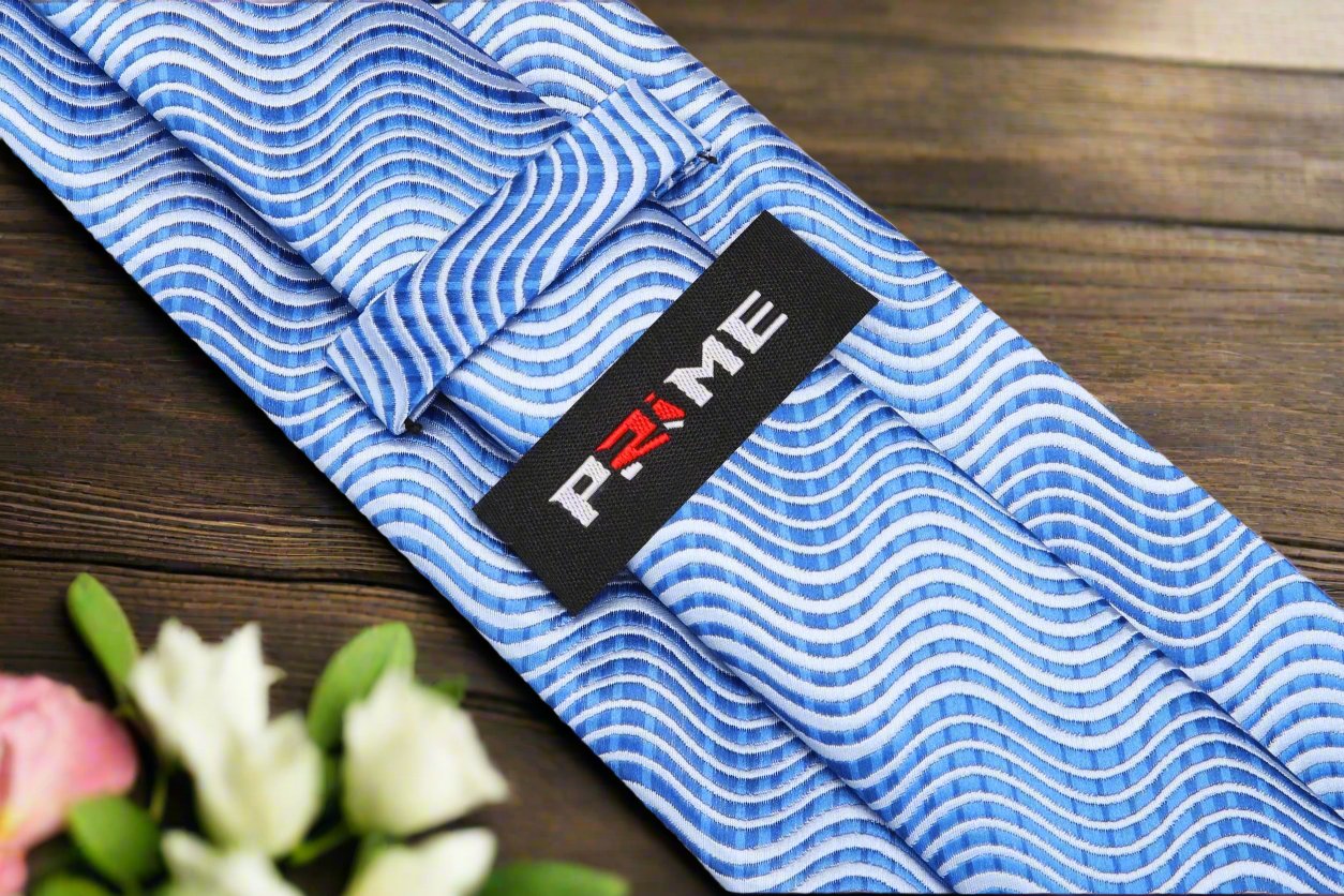 Shades of Blue Wavy Lines Necktie Keep