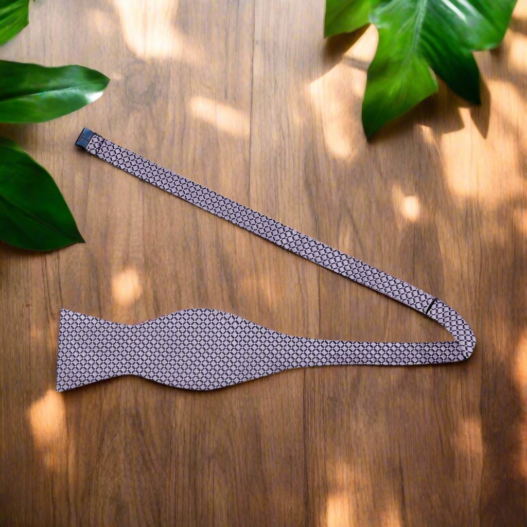 Self Tie Bow Tie: Grey Geometric Bow Tie