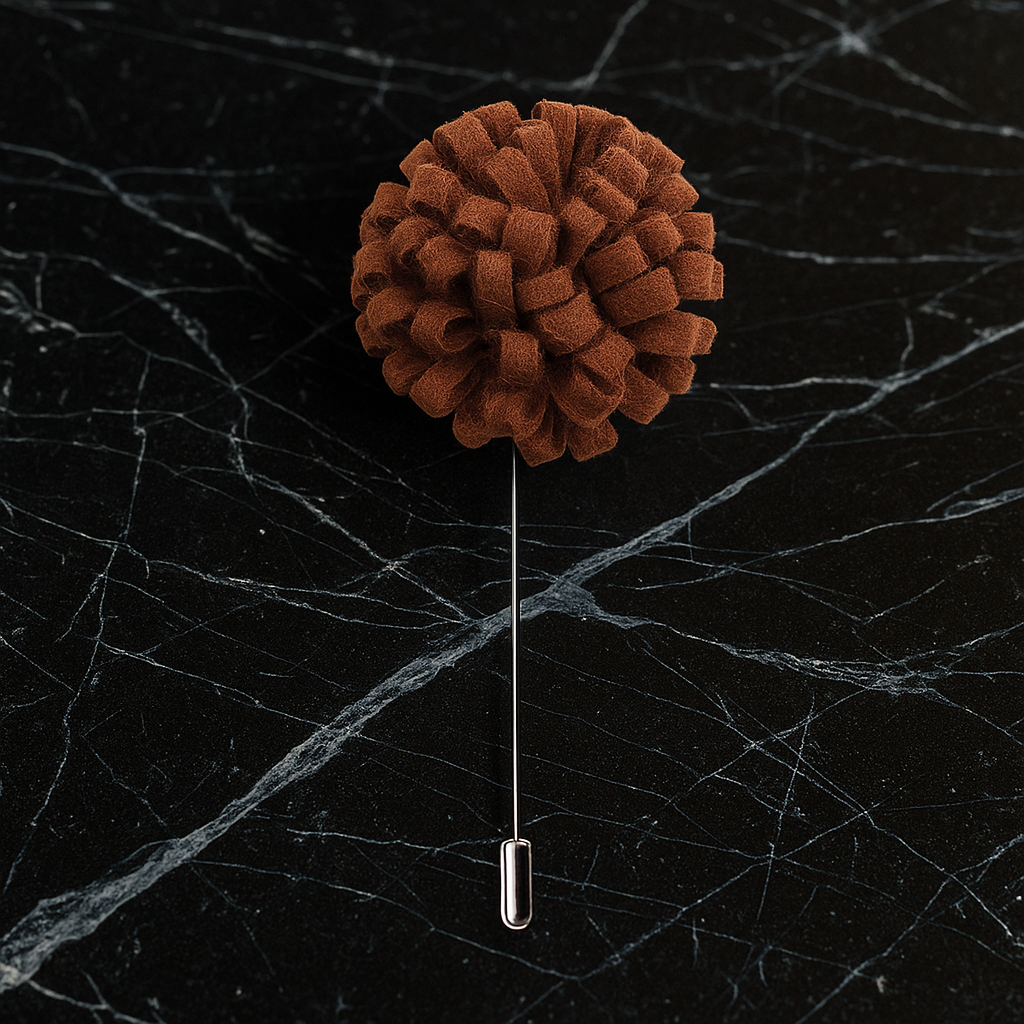 A Brown Knit Burst Lapel Pin||Brown