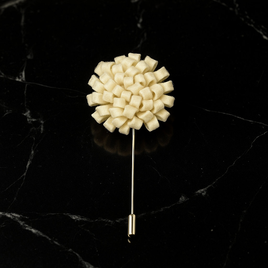A Off white Knit Burst Lapel Pin||Off-White