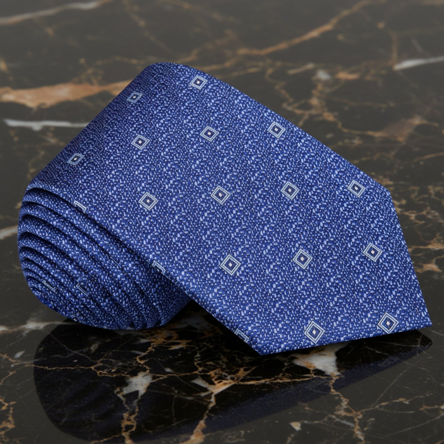 Blue small medallion necktie