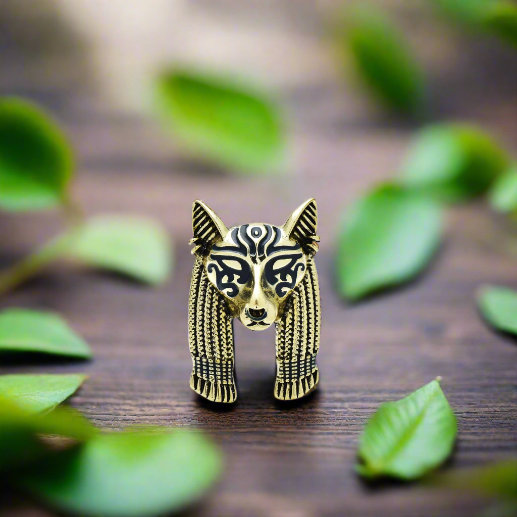 Light Gold Lapel Pin