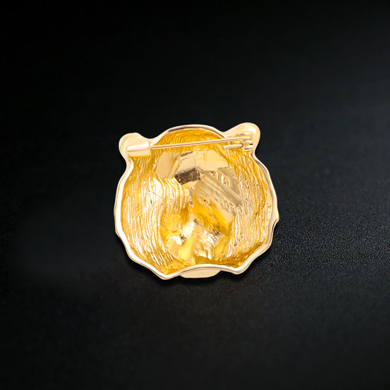 Back Of Lapel Pin: Metallic Gold Tiger Head Lapel Pin