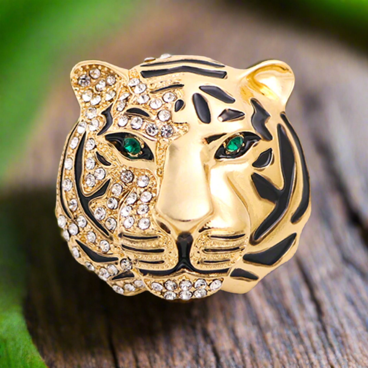 Metallic Gold Tiger Head Lapel Pin