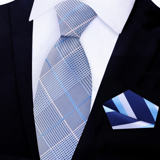 pleated necktie