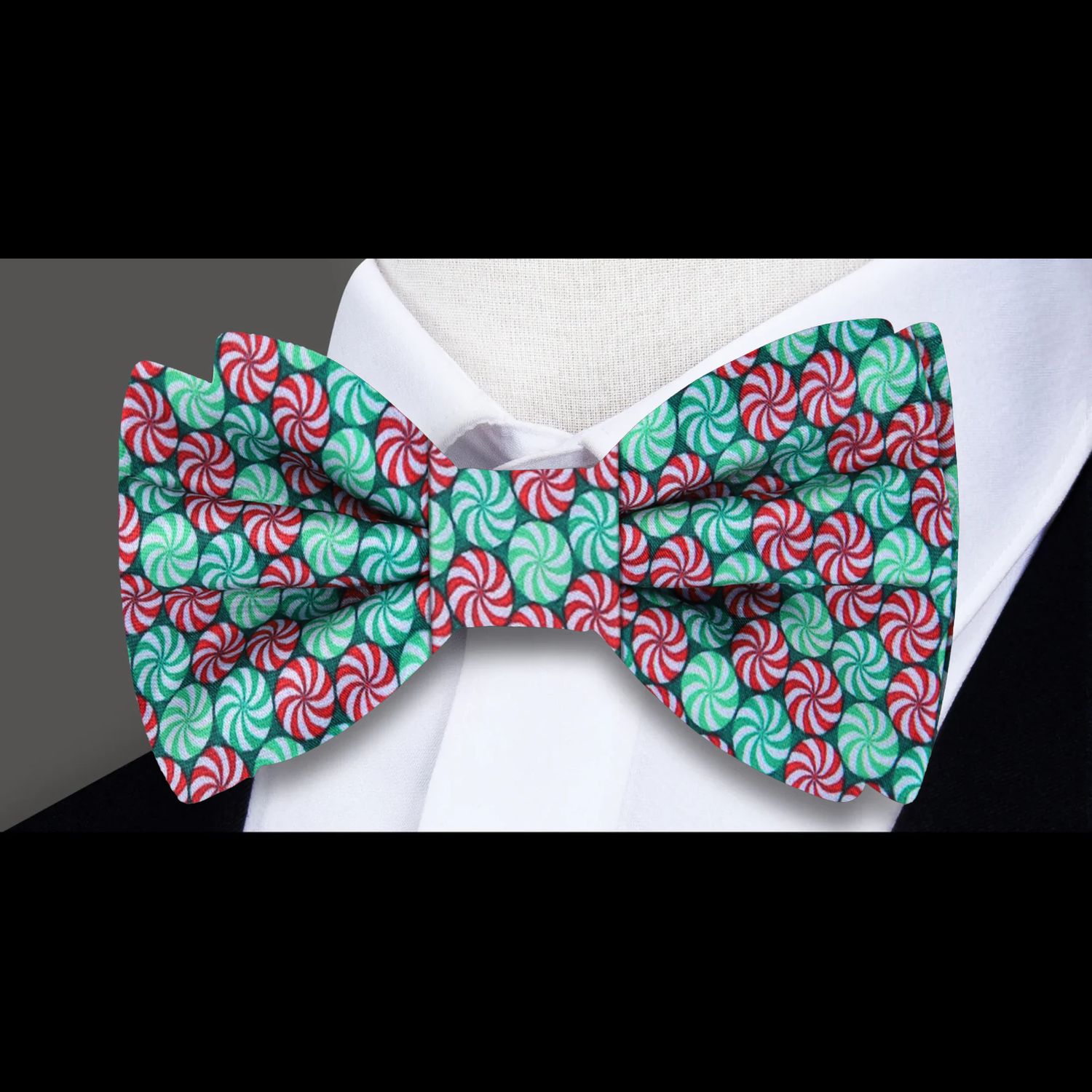 Red Green White Christmas Candy Bow Tie