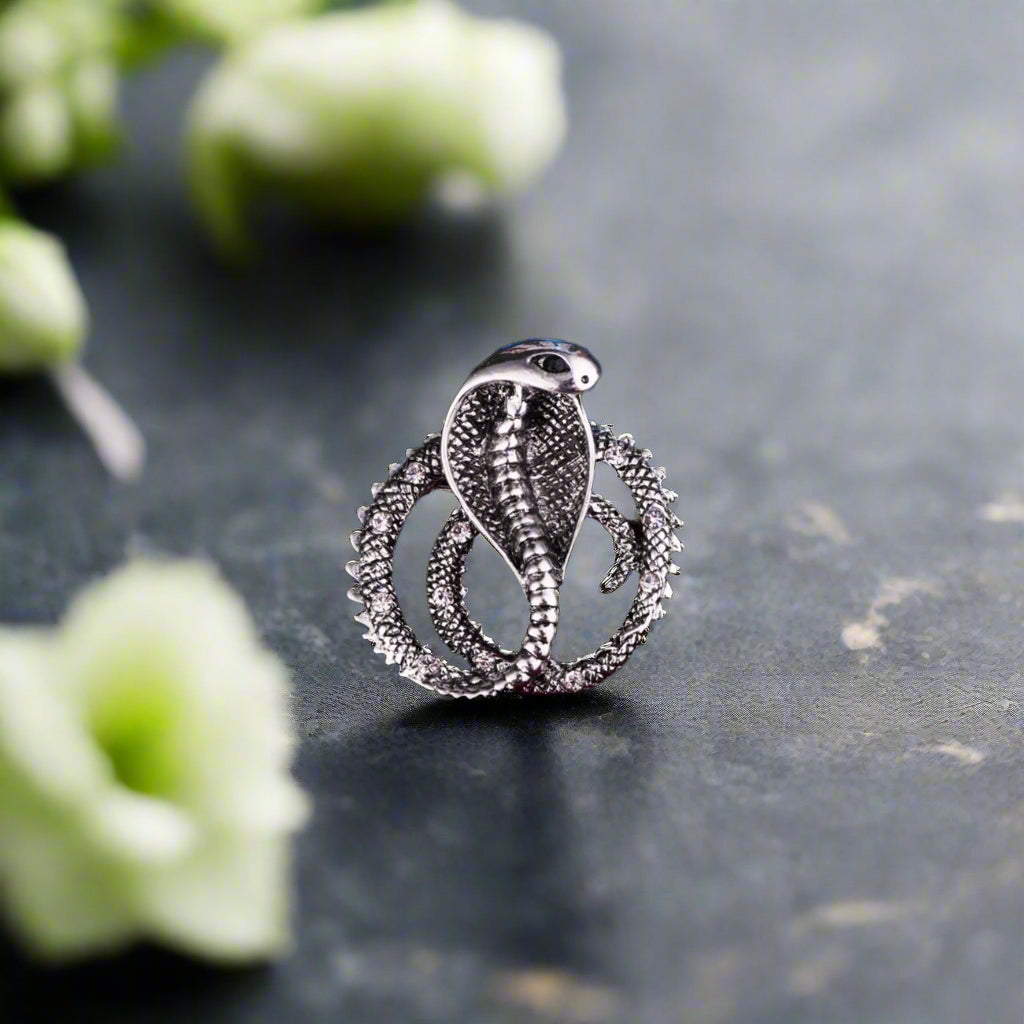 Silver Snake lapel pin 34