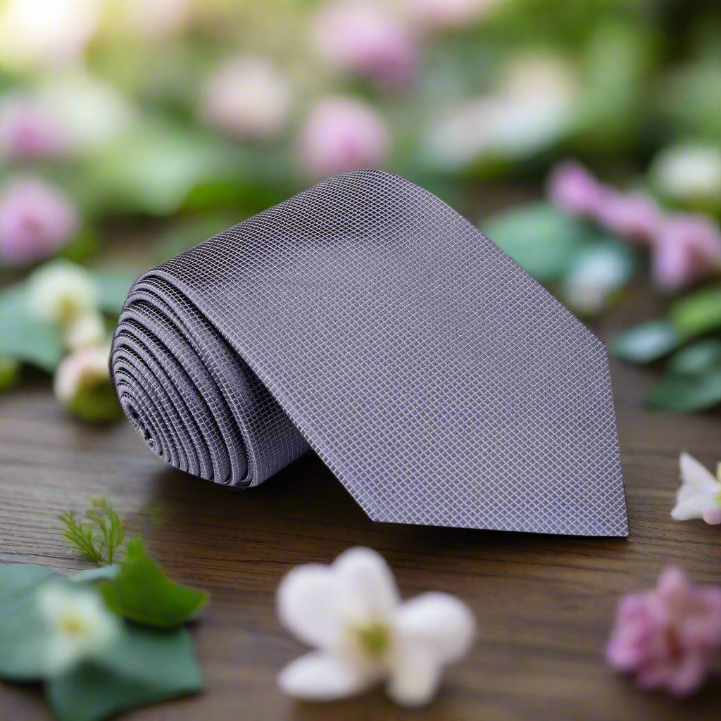 Main A Silver With Block Check Pattern Necktie||Silver