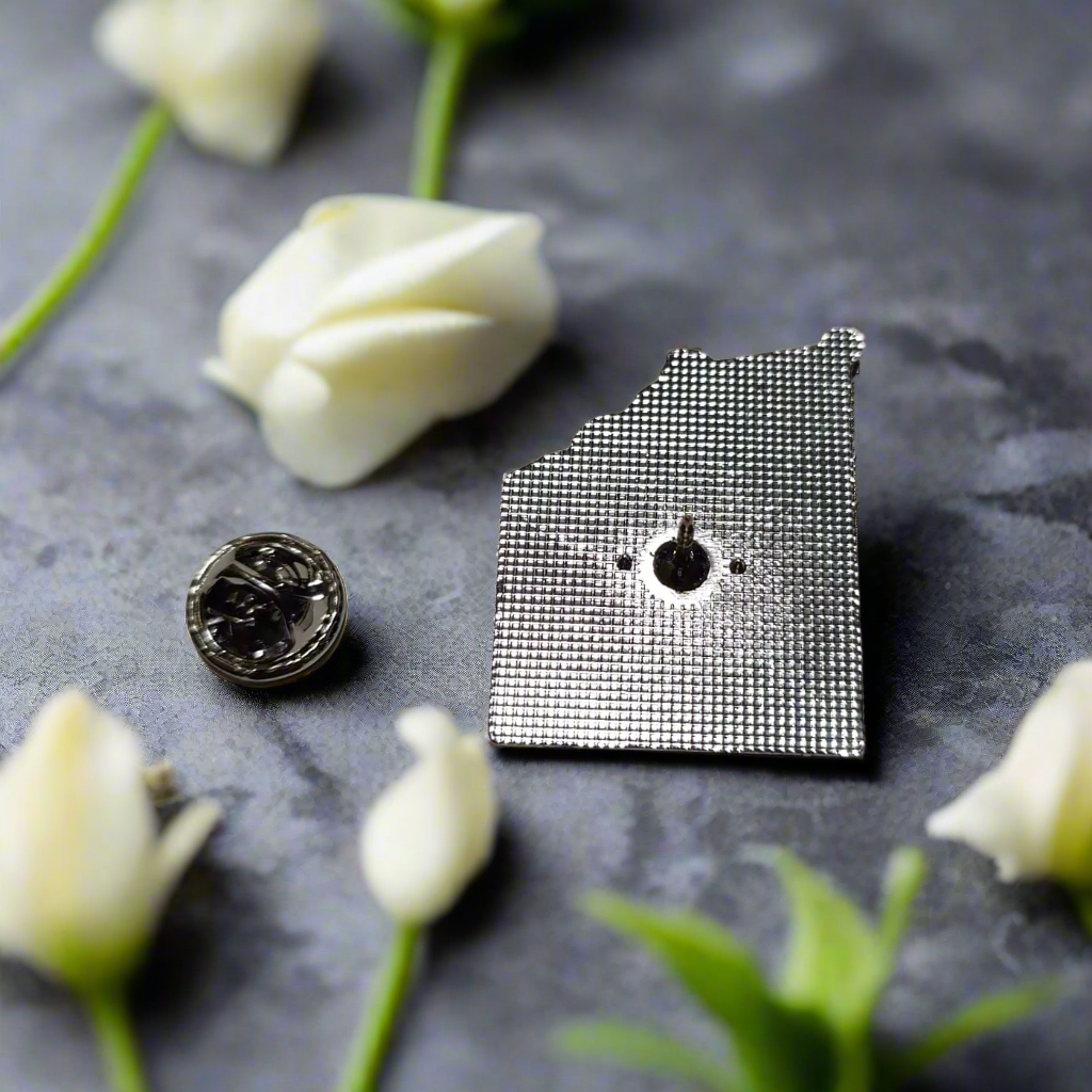 Back Soldier Flag Lapel Pin