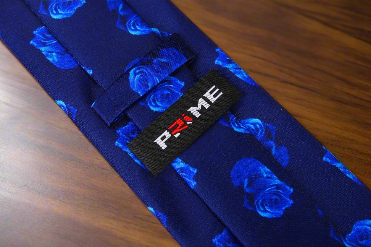 Shades of Blue Roses Tie Keep