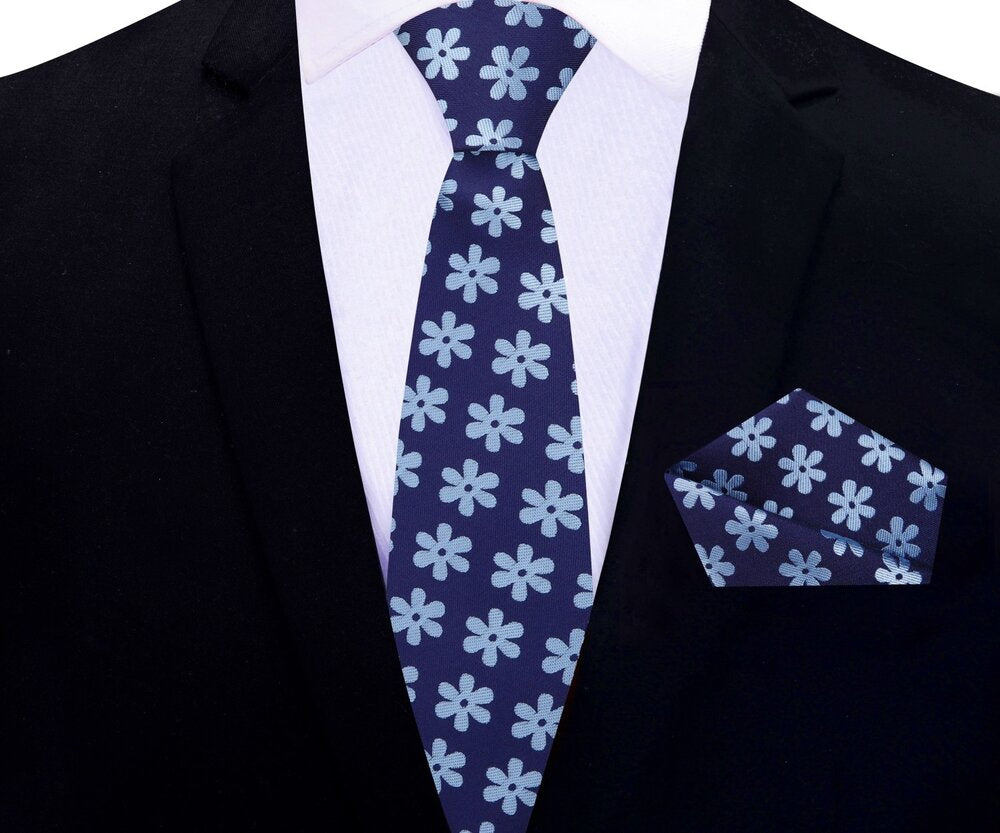Light Blue Daisies Thin Tie and Pocket Square