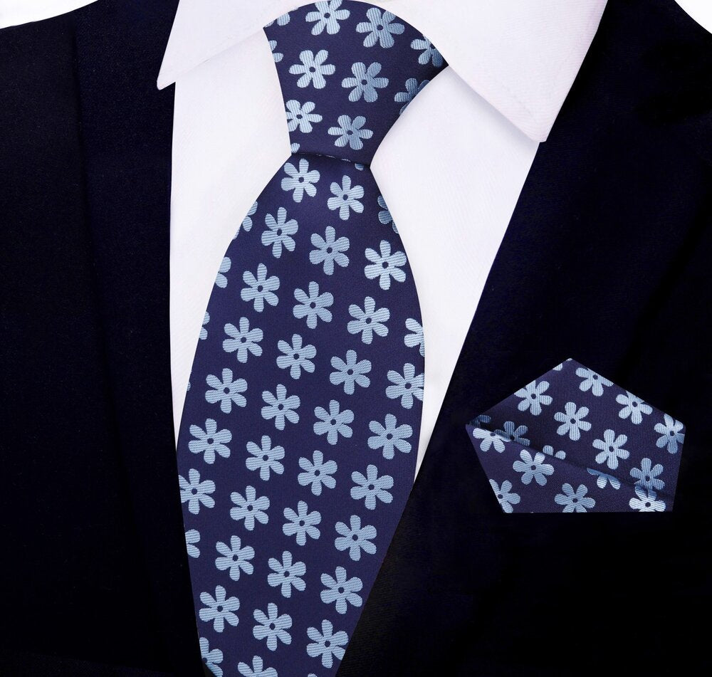 Light Blue Daisies Tie and Pocket Square