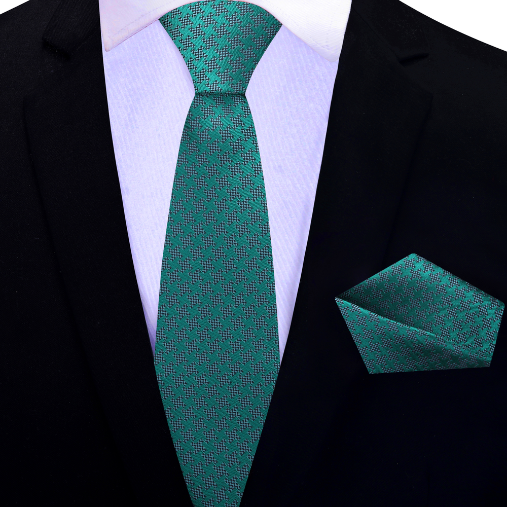 Green Hounds Tooth Thin Tie and Square