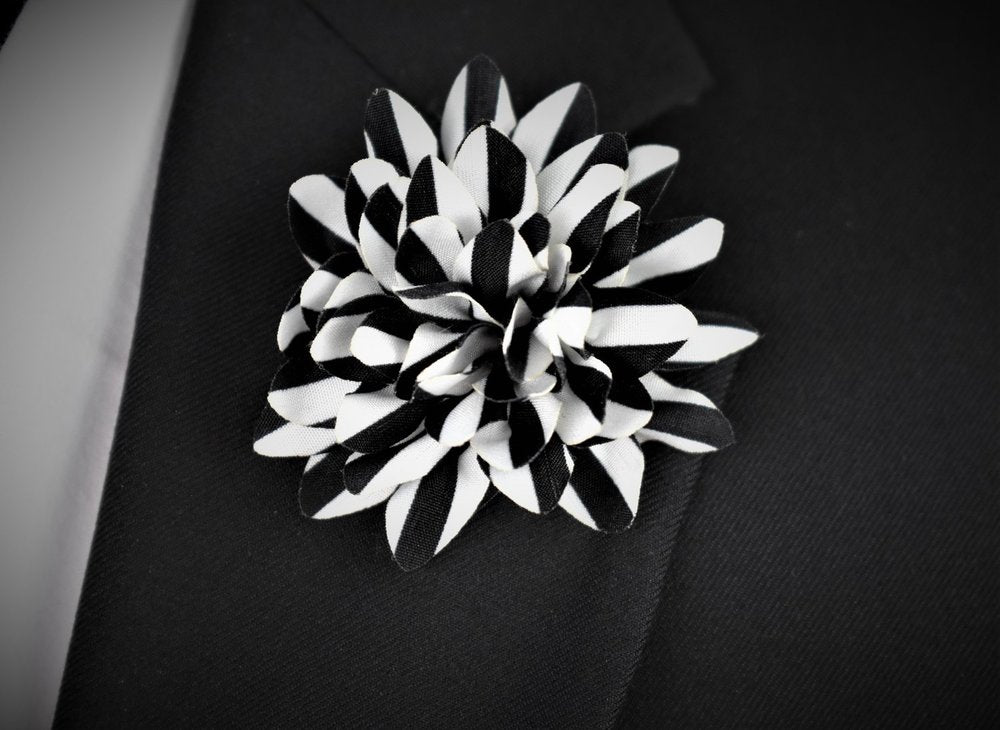 A Black, White Colored Stripe Pattern Lapel Flower||Black, White