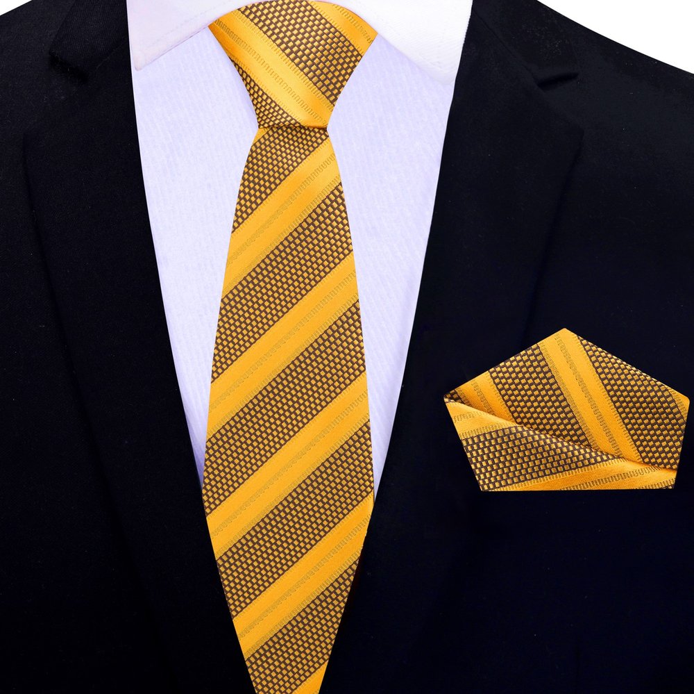 Gold Stripe Thin Tie and Pocket Square||Yellow Gold