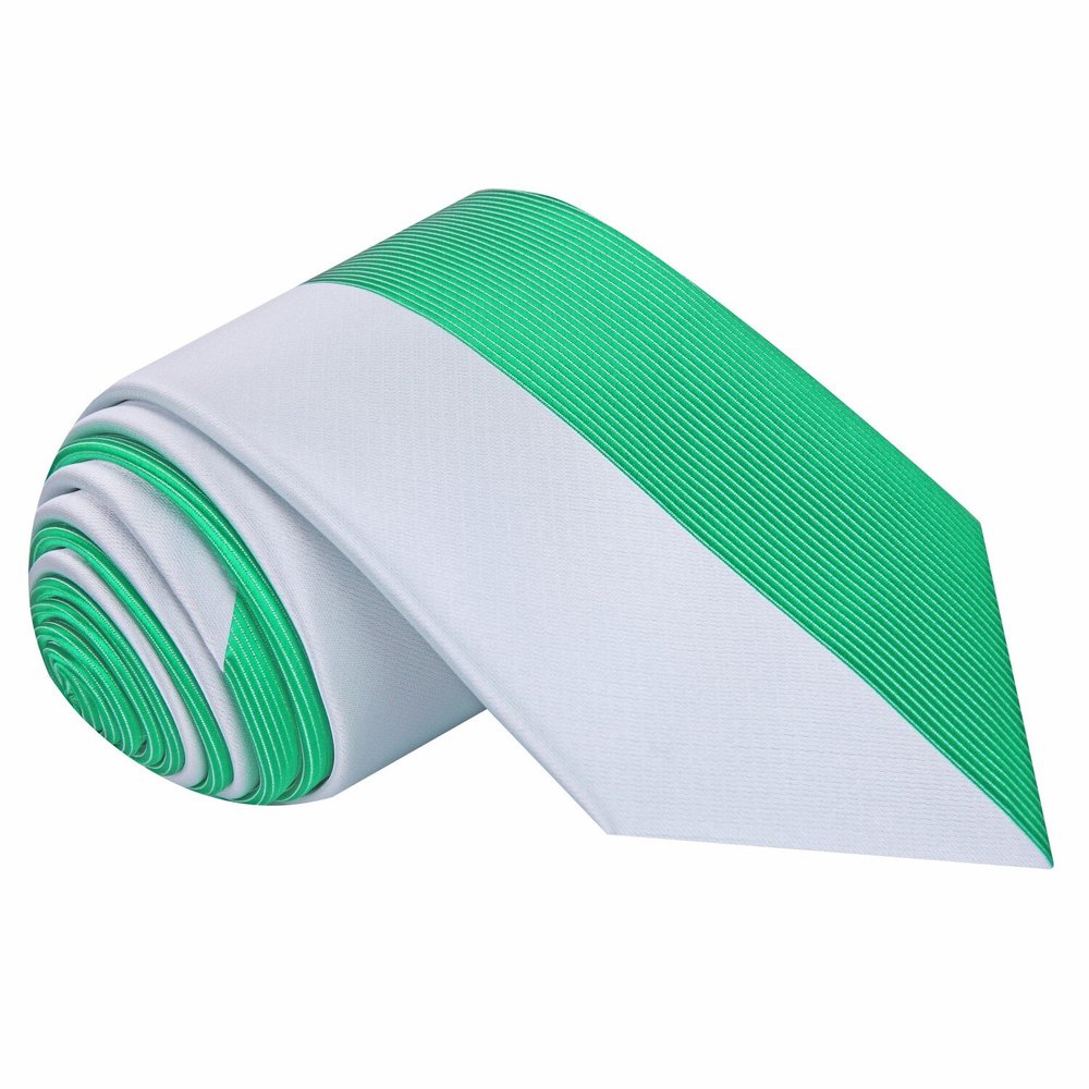 A Light Silver, Green Geometric Lined Pattern Silk Necktie 