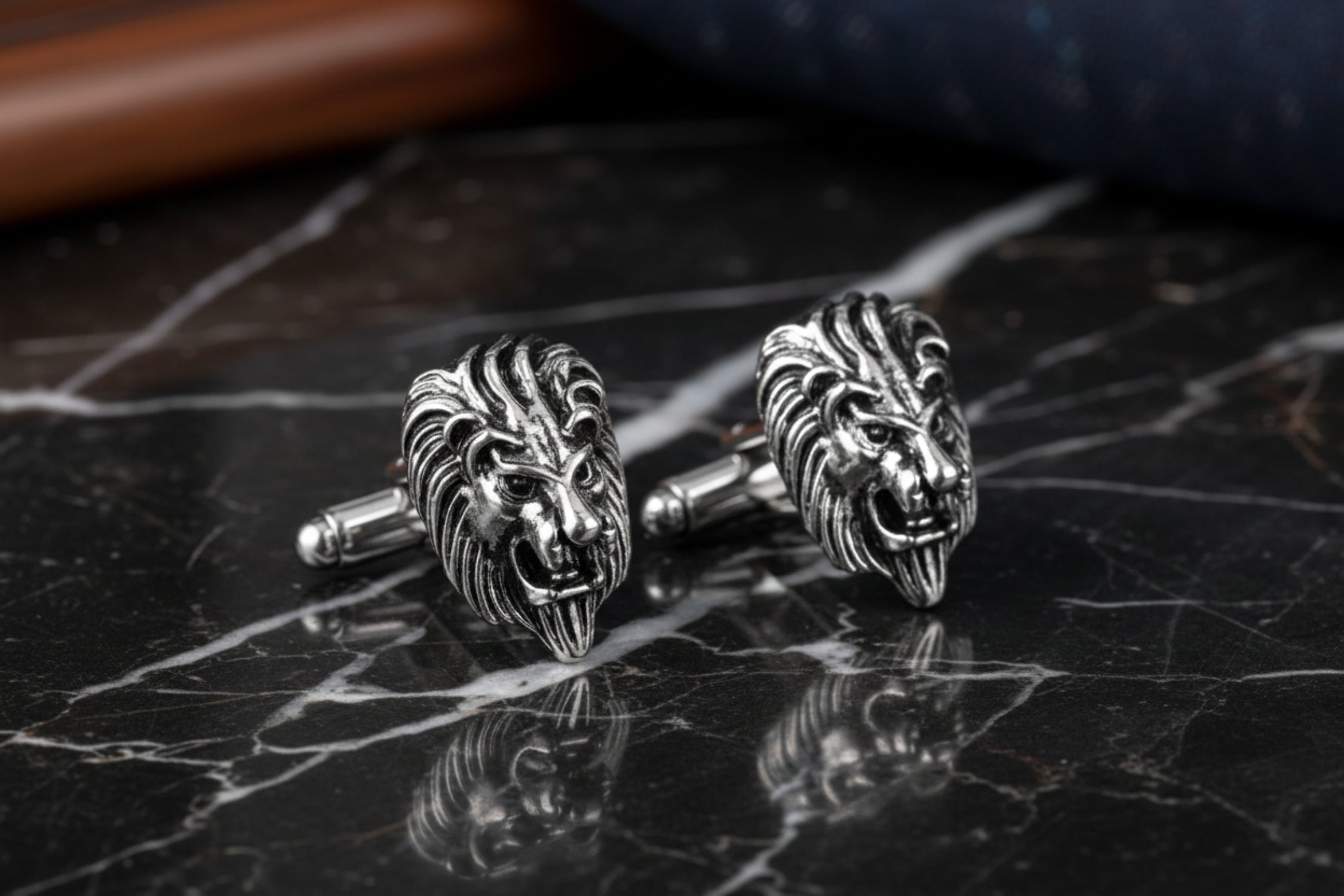 Lion Head Cuff-links