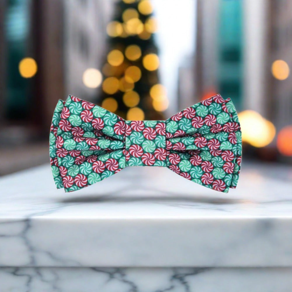 Green, Red Christmas Candy Bow Tie