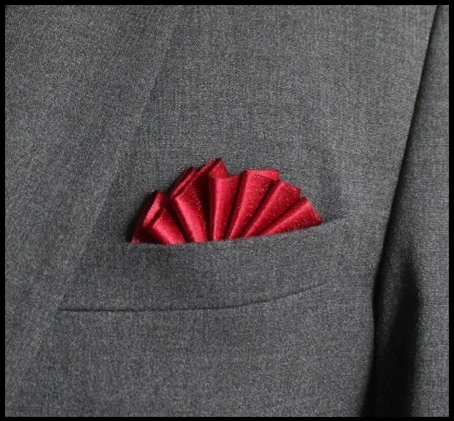 A Red Pocket Square Lapel Pin||Solid Red