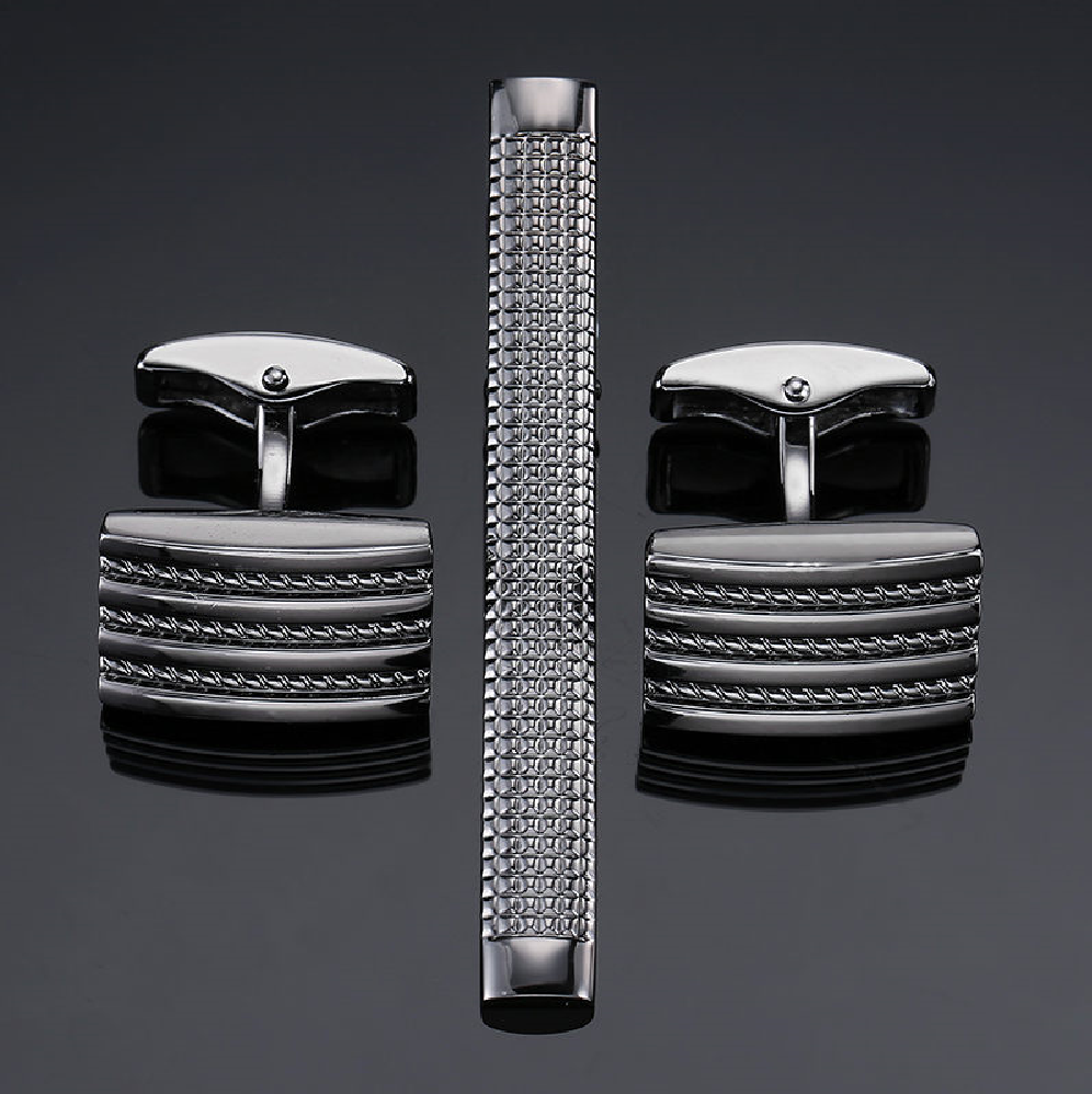 A Dark Chrome Rope Shape Tie Bar and Cuff-links Set